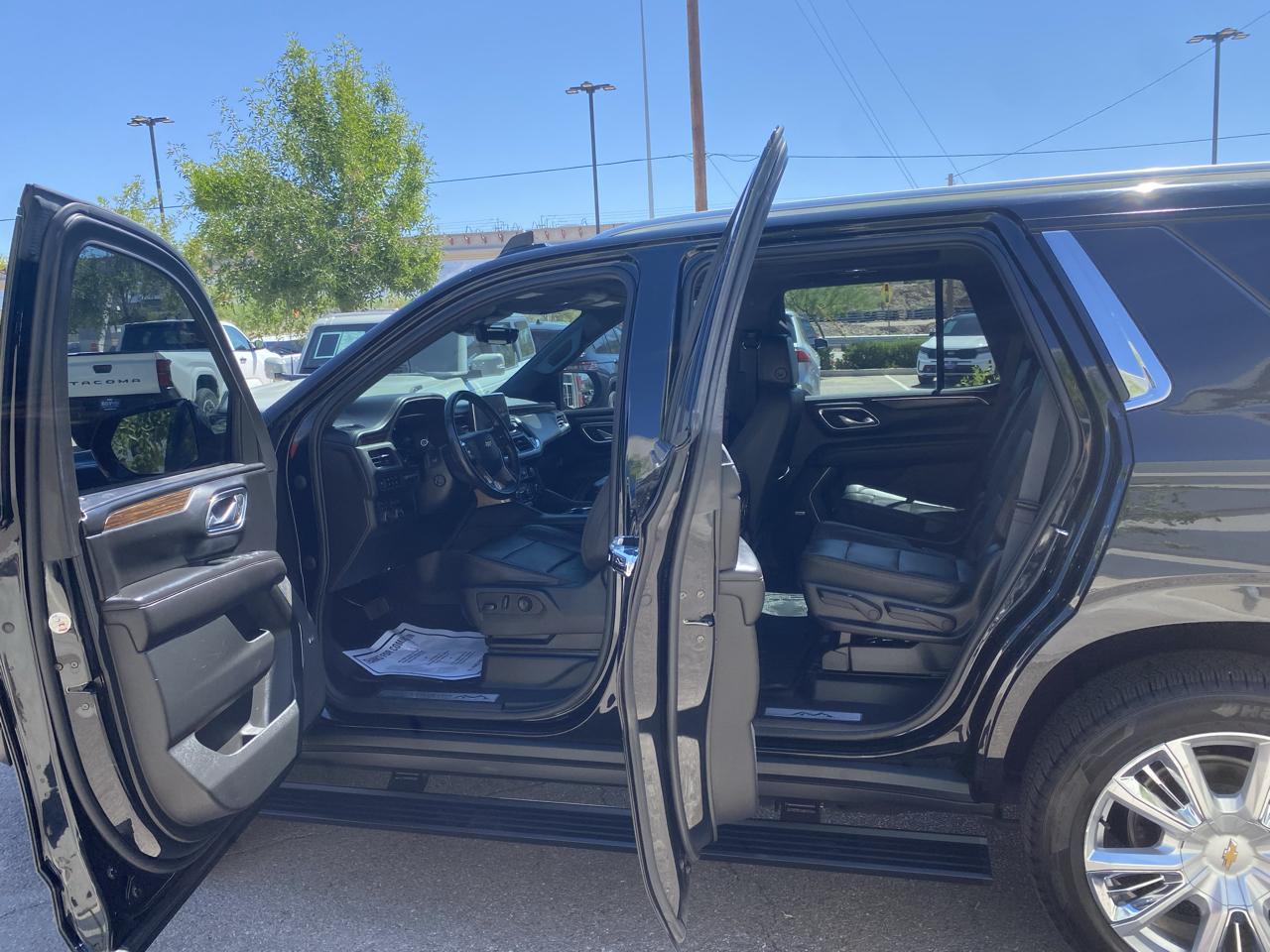 Chevrolet Tahoe High Country 4WD 2023