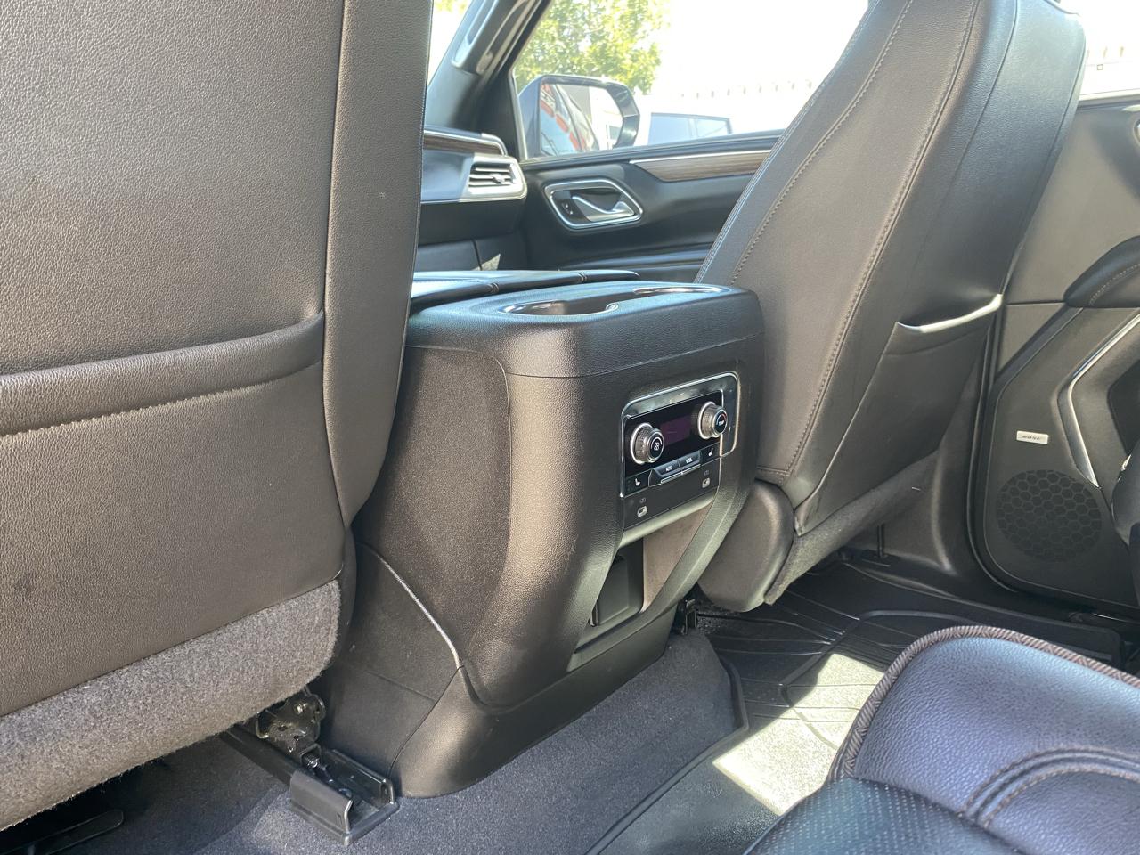 Chevrolet Tahoe High Country 4WD 2023