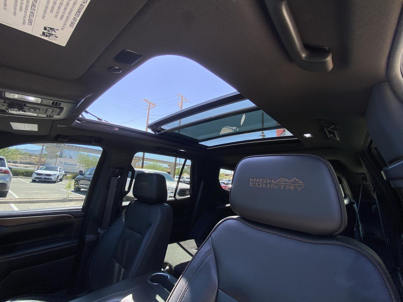 Chevrolet Tahoe High Country 4WD 2023