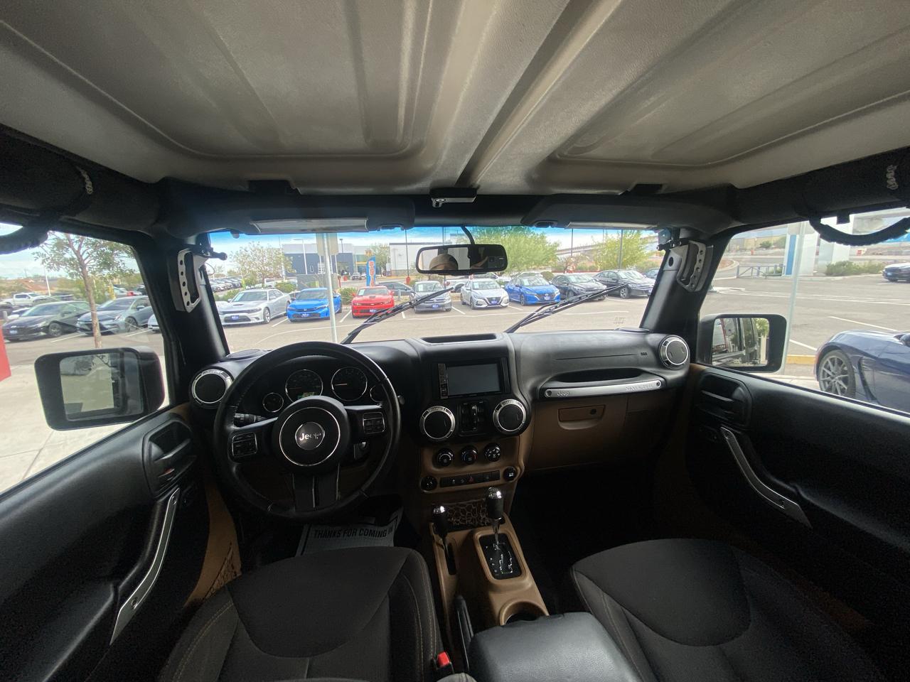 Jeep Wrangler Unlimited Sahara 4WD 2017