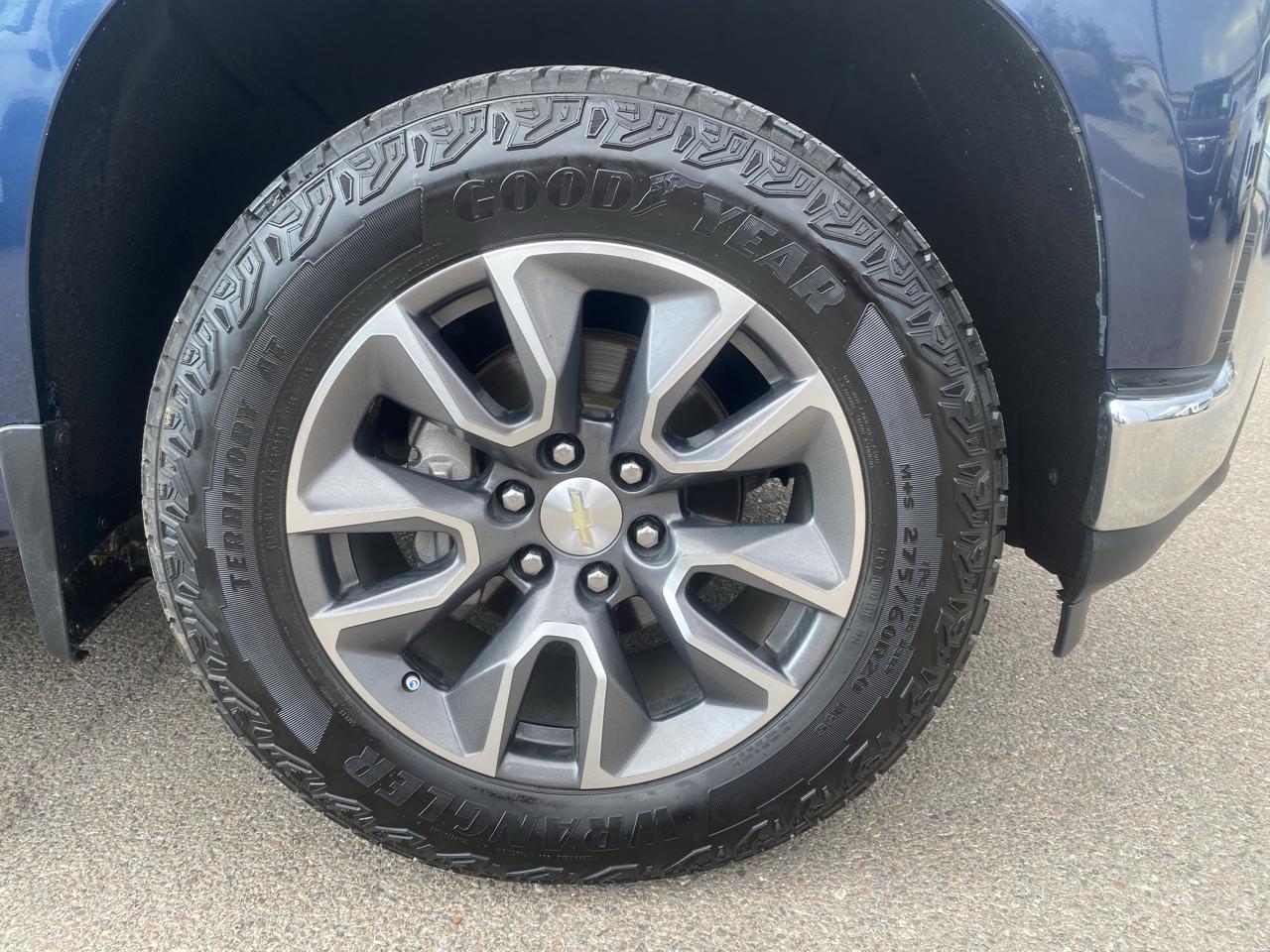 Chevrolet Silverado 1500 LT Crew Cab Long Box 2WD 2020