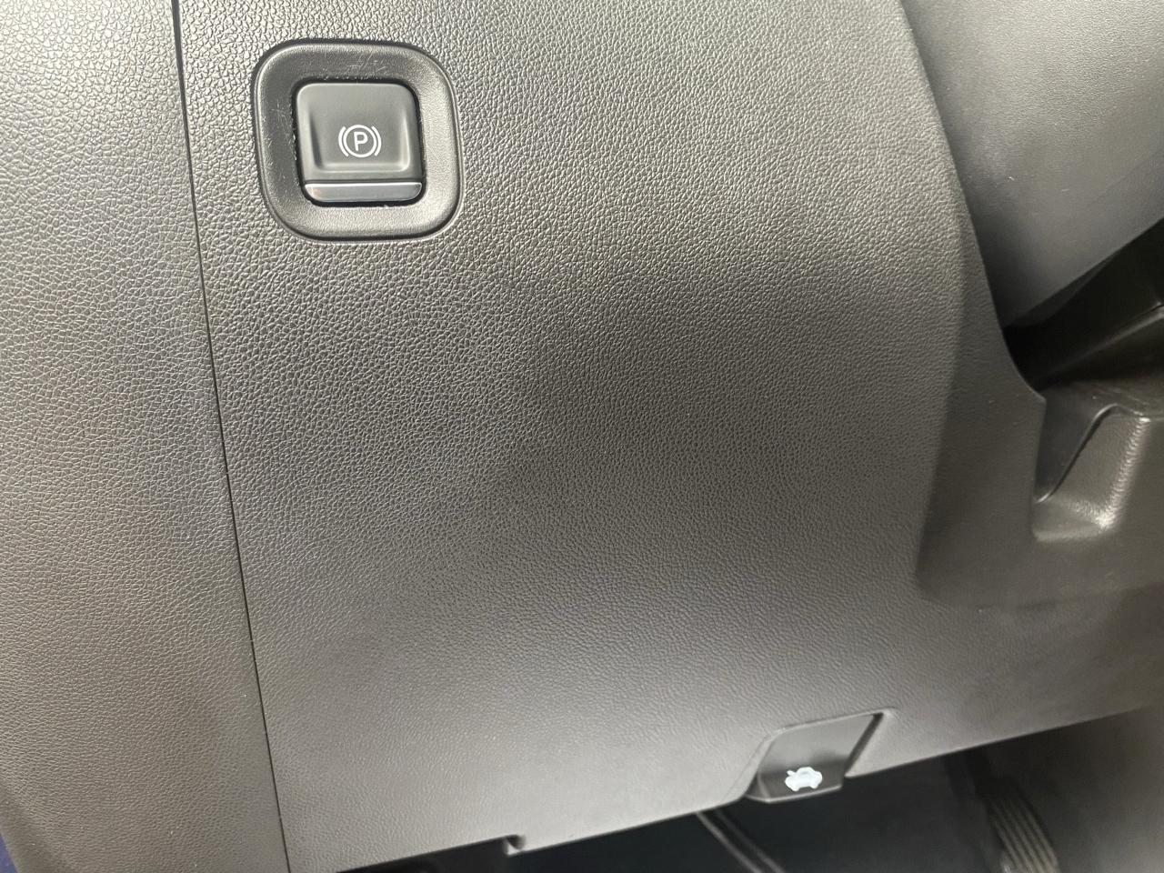 Chevrolet Silverado 1500 LT Crew Cab Long Box 2WD 2020