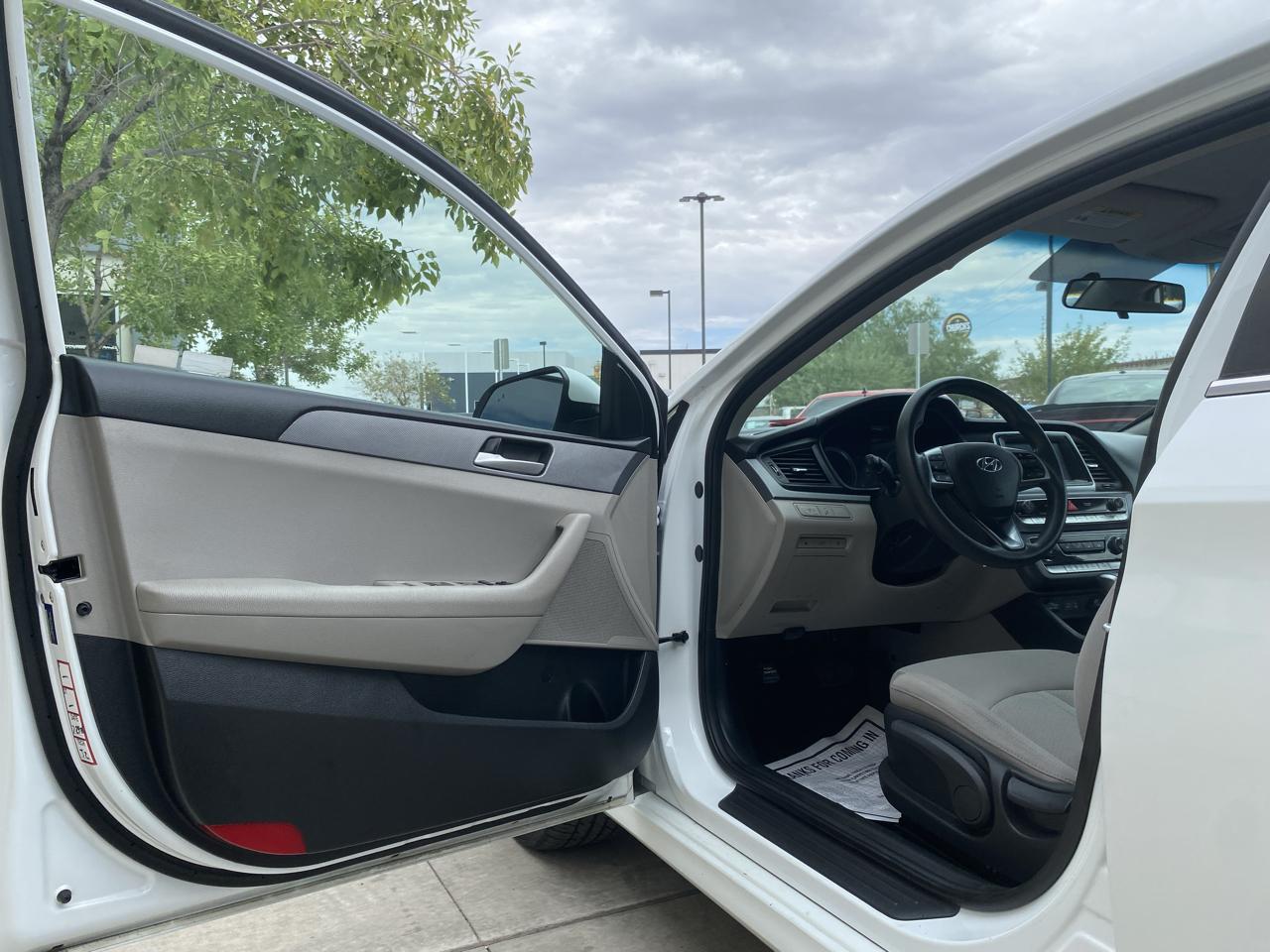 Hyundai Sonata SE 2019