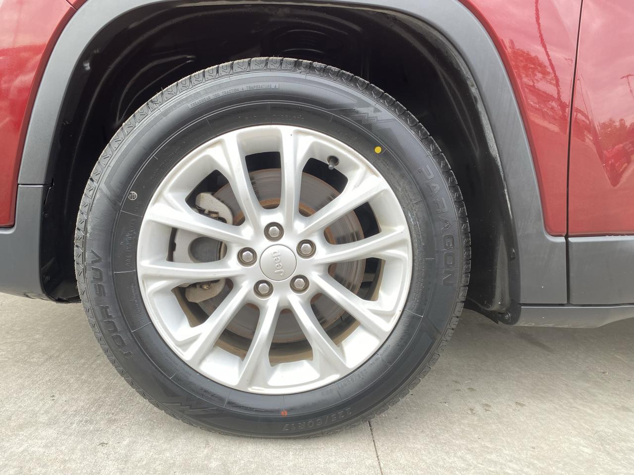 Jeep Cherokee Latitude FWD 2020