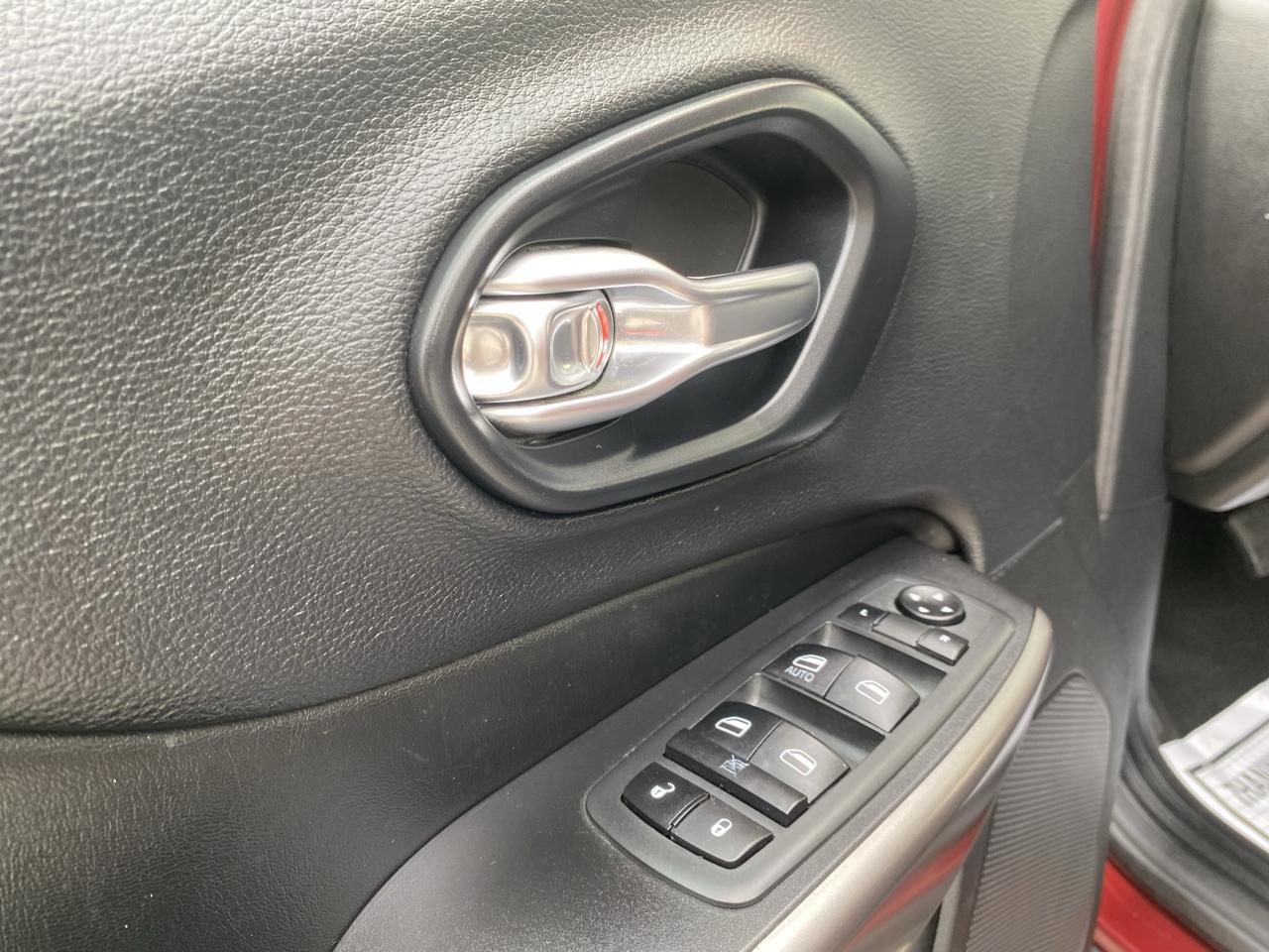 Jeep Cherokee Latitude FWD 2020