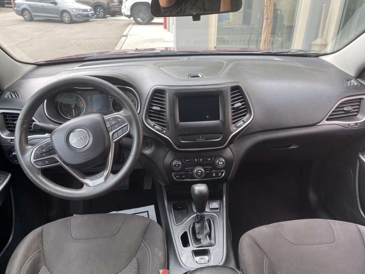 Jeep Cherokee Latitude FWD 2020