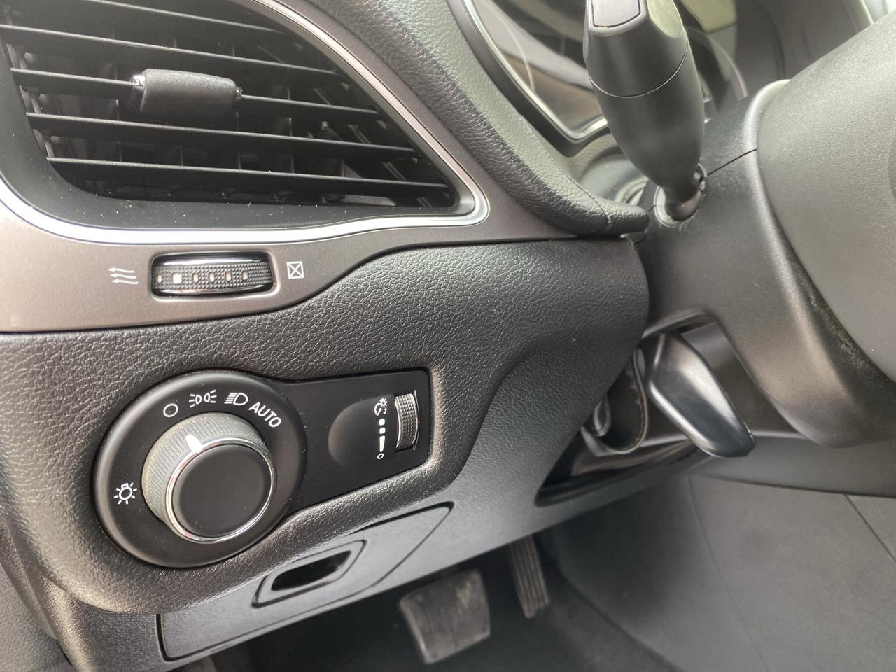 Jeep Cherokee Latitude FWD 2020