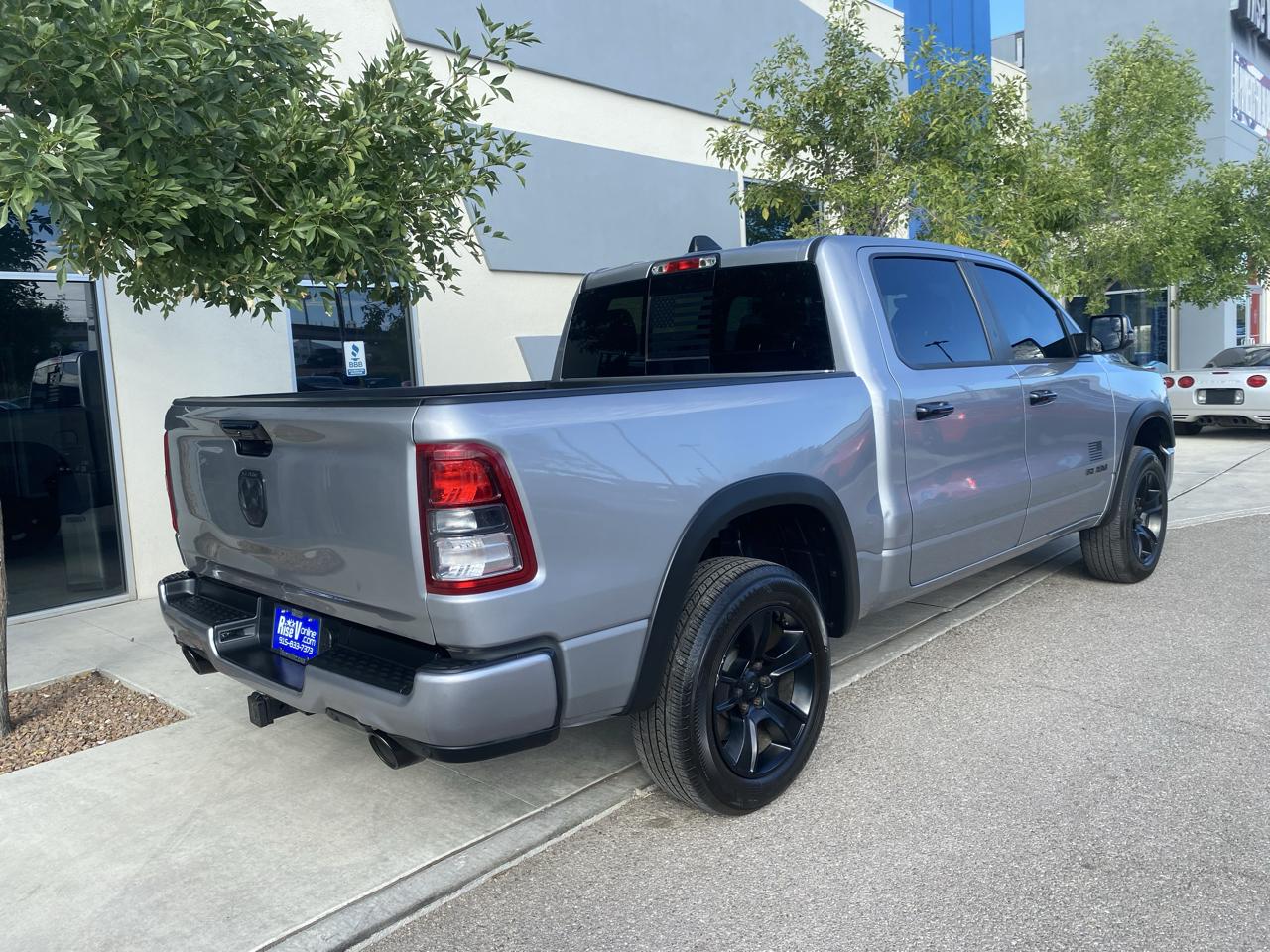 RAM 1500 Big Horn Crew Cab SWB 4WD 2023