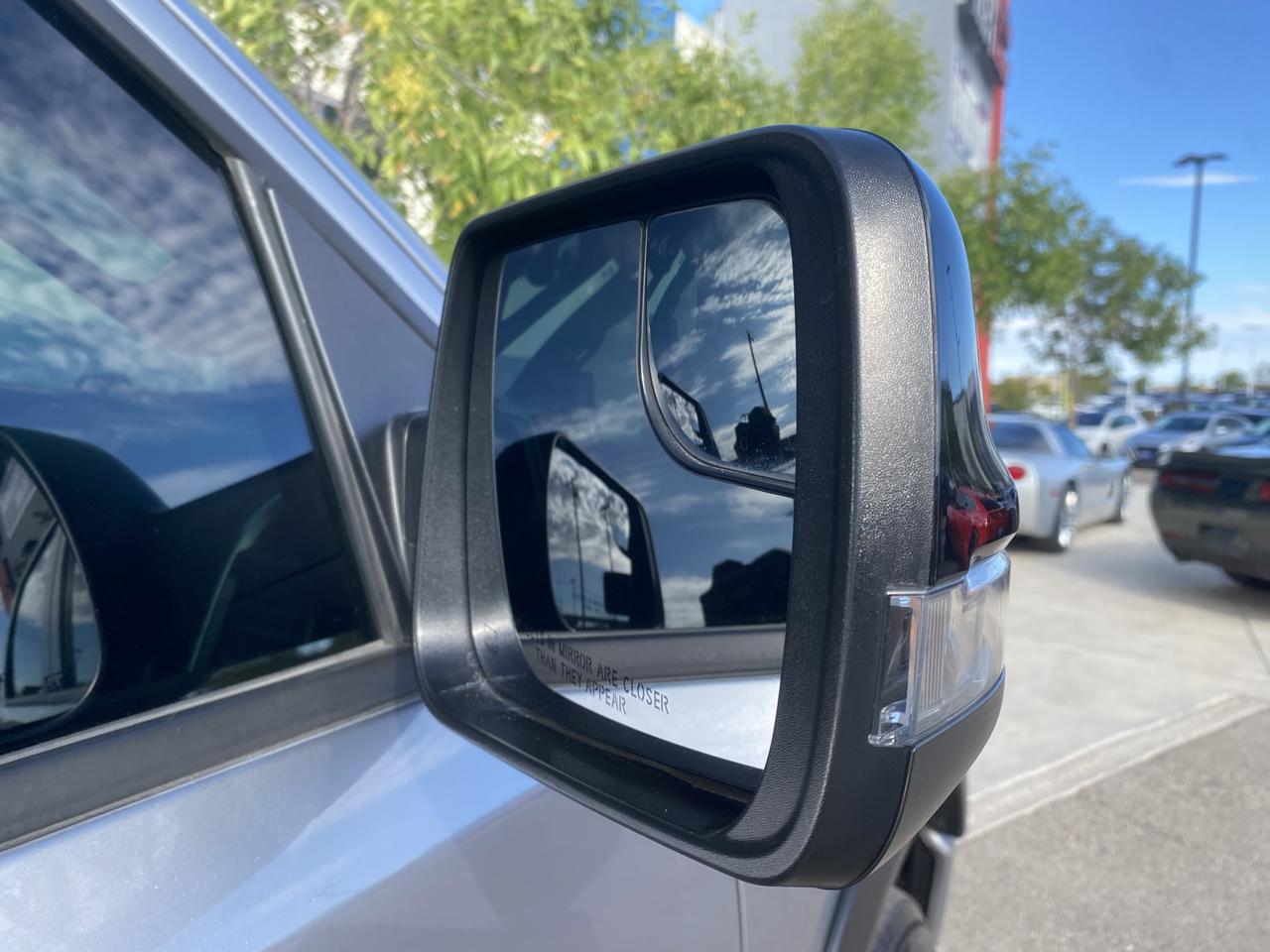 RAM 1500 Big Horn Crew Cab SWB 4WD 2023