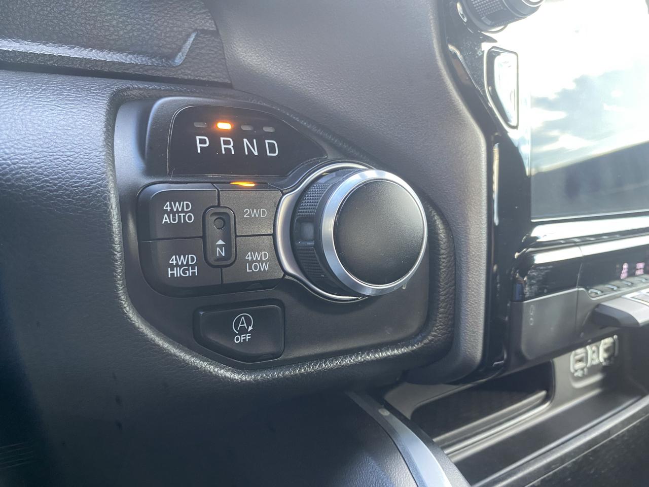 RAM 1500 Big Horn Crew Cab SWB 4WD 2023