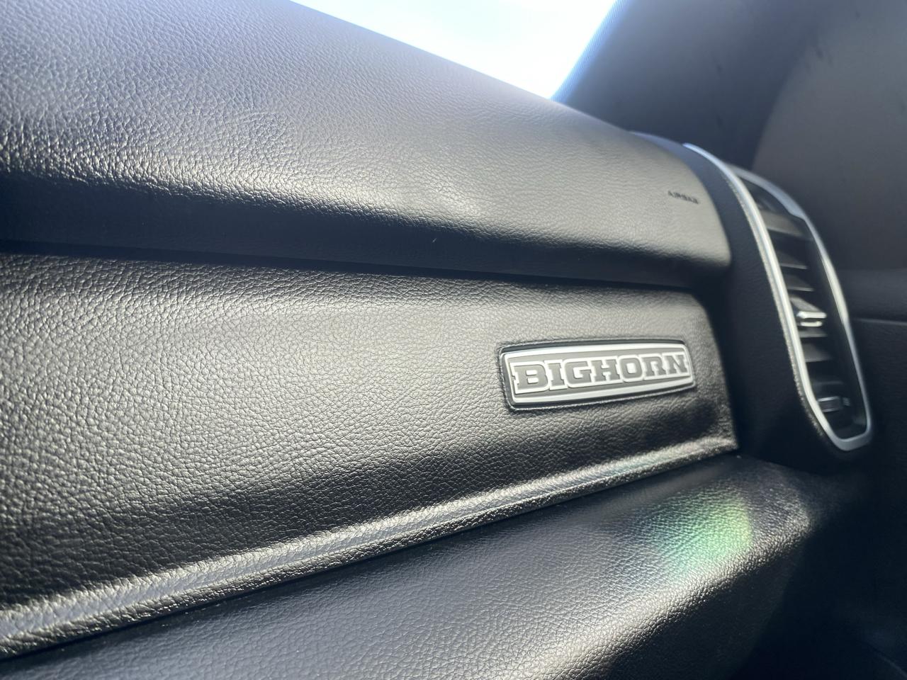 RAM 1500 Big Horn Crew Cab SWB 4WD 2023