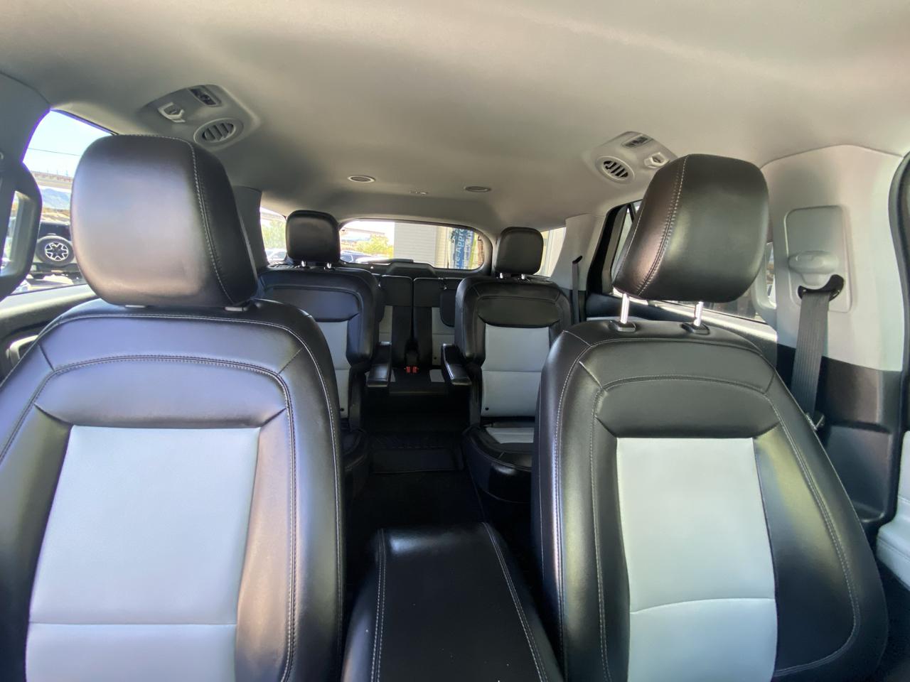 Ford Explorer XLT AWD 2022