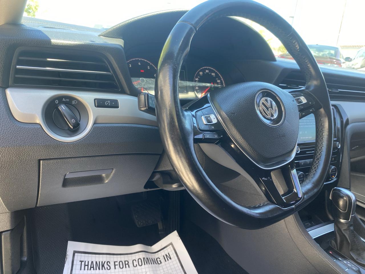 Volkswagen Passat SE 2020