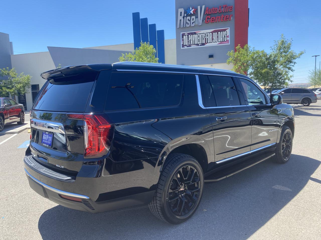 GMC Yukon XL SLT 4WD 2023