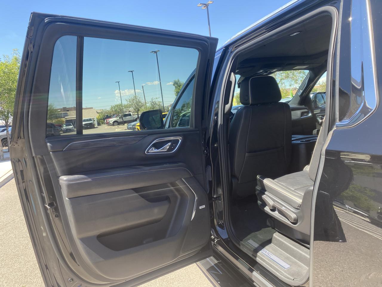 GMC Yukon XL SLT 4WD 2023