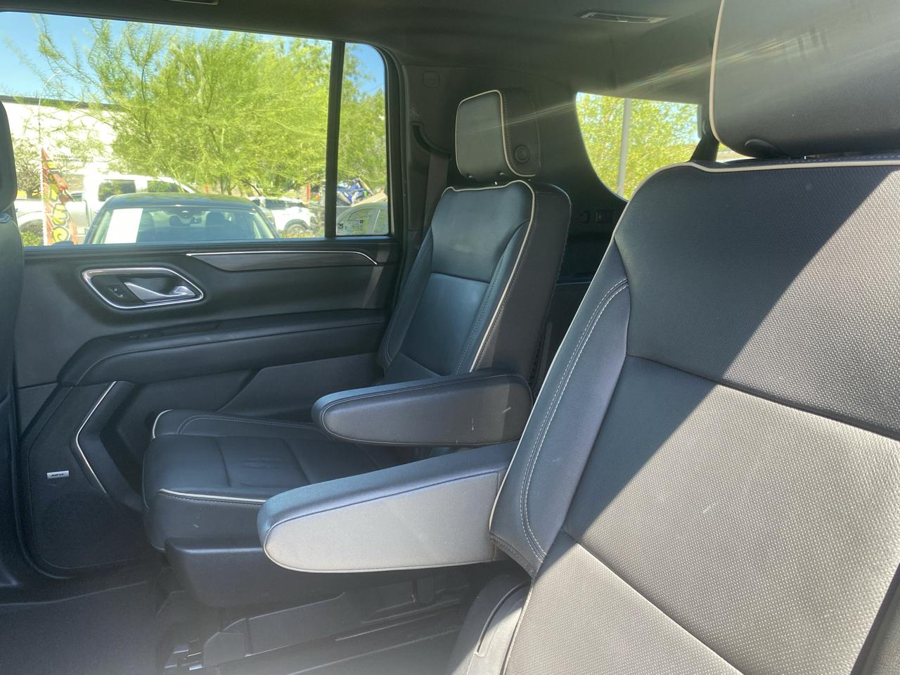 GMC Yukon XL SLT 4WD 2023
