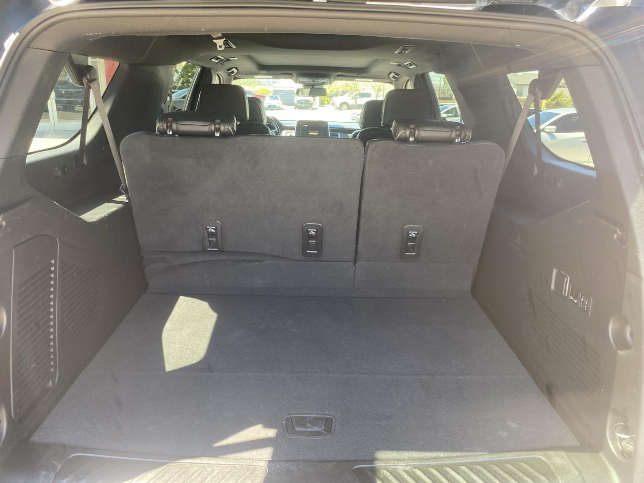GMC Yukon XL SLT 4WD 2023