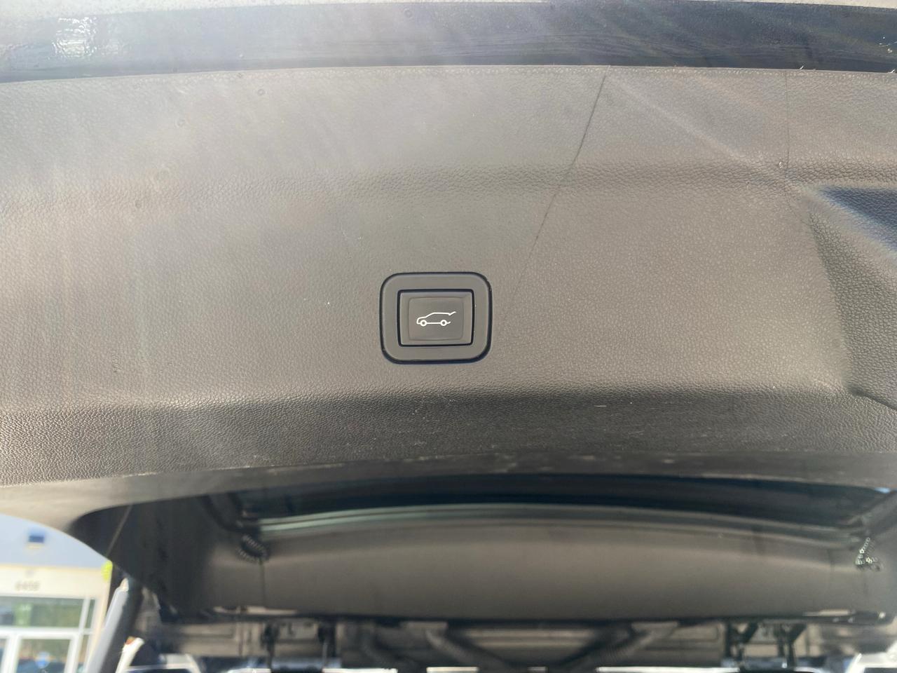 GMC Yukon XL SLT 4WD 2023