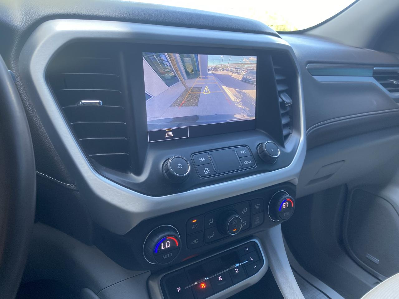 GMC Acadia SLT 2023