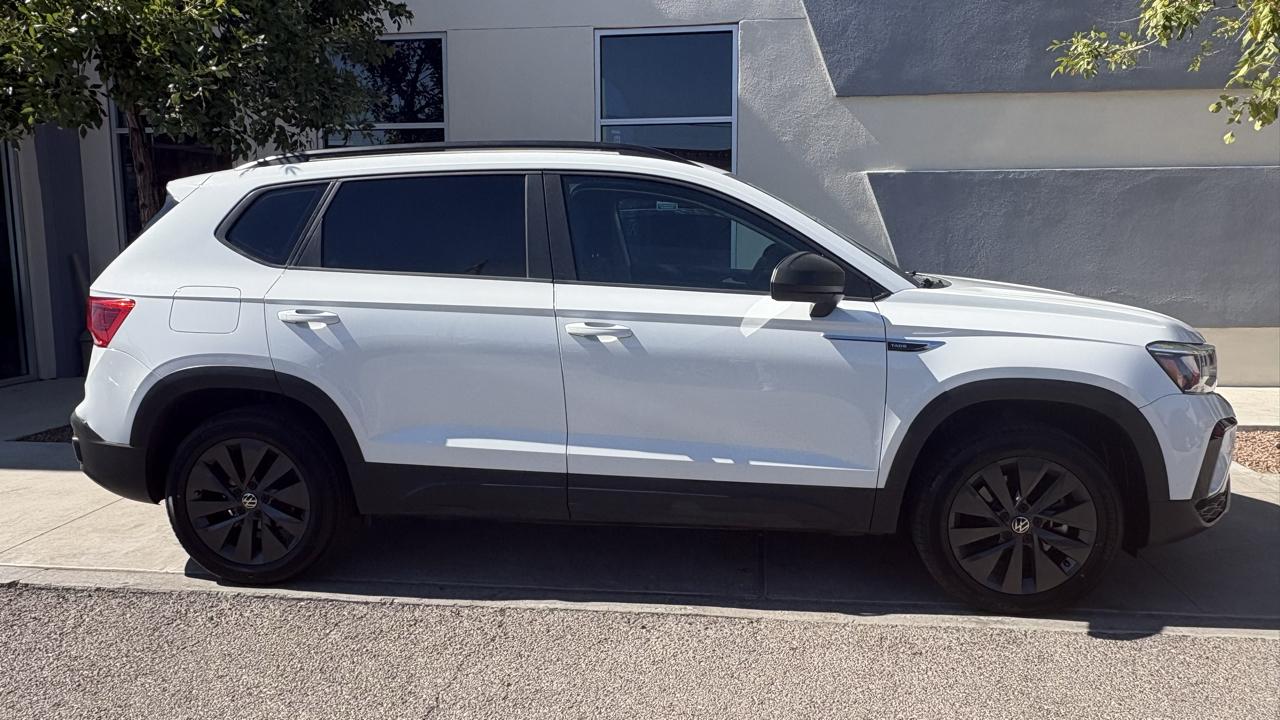 Volkswagen Taos S 2022
