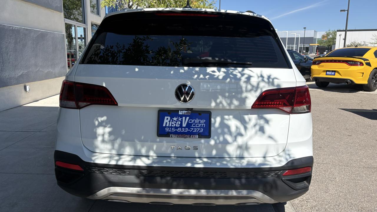Volkswagen Taos S 2022
