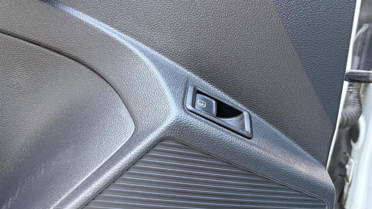 Volkswagen Taos S 2022