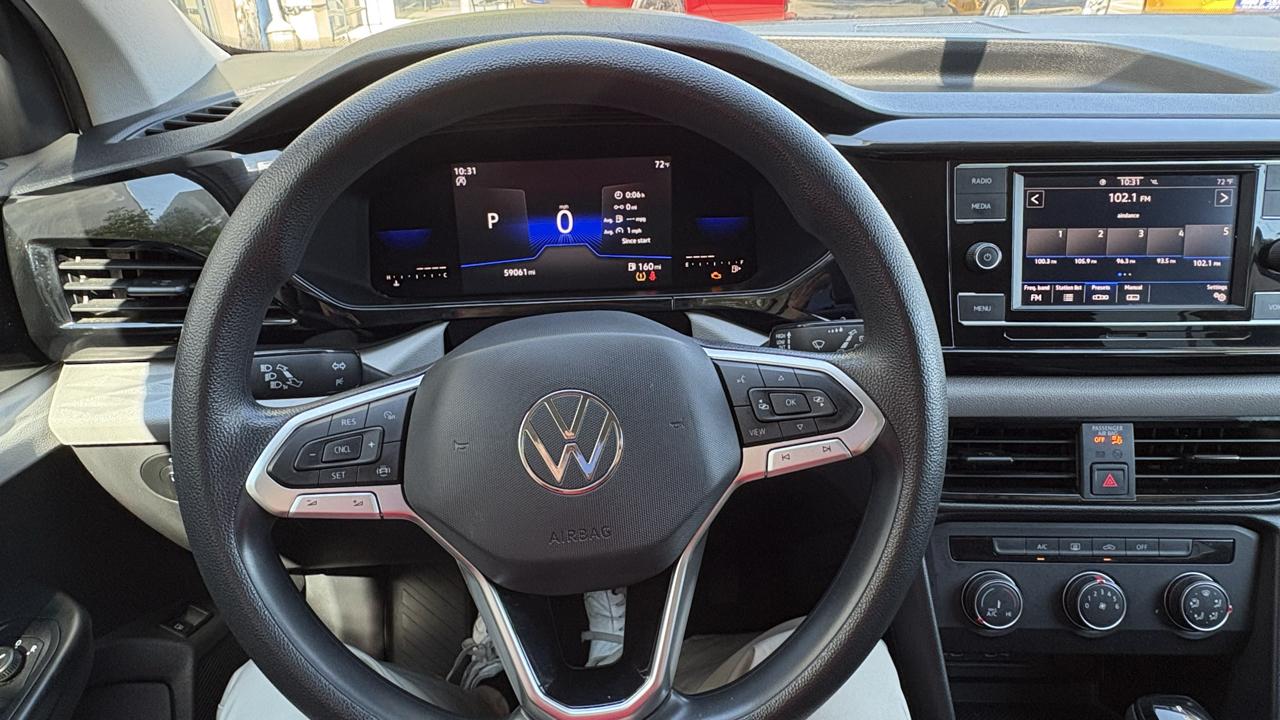 Volkswagen Taos S 2022