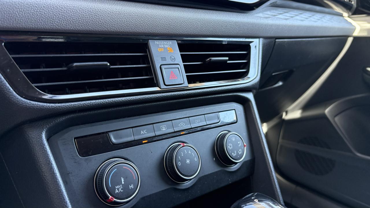 Volkswagen Taos S 2022