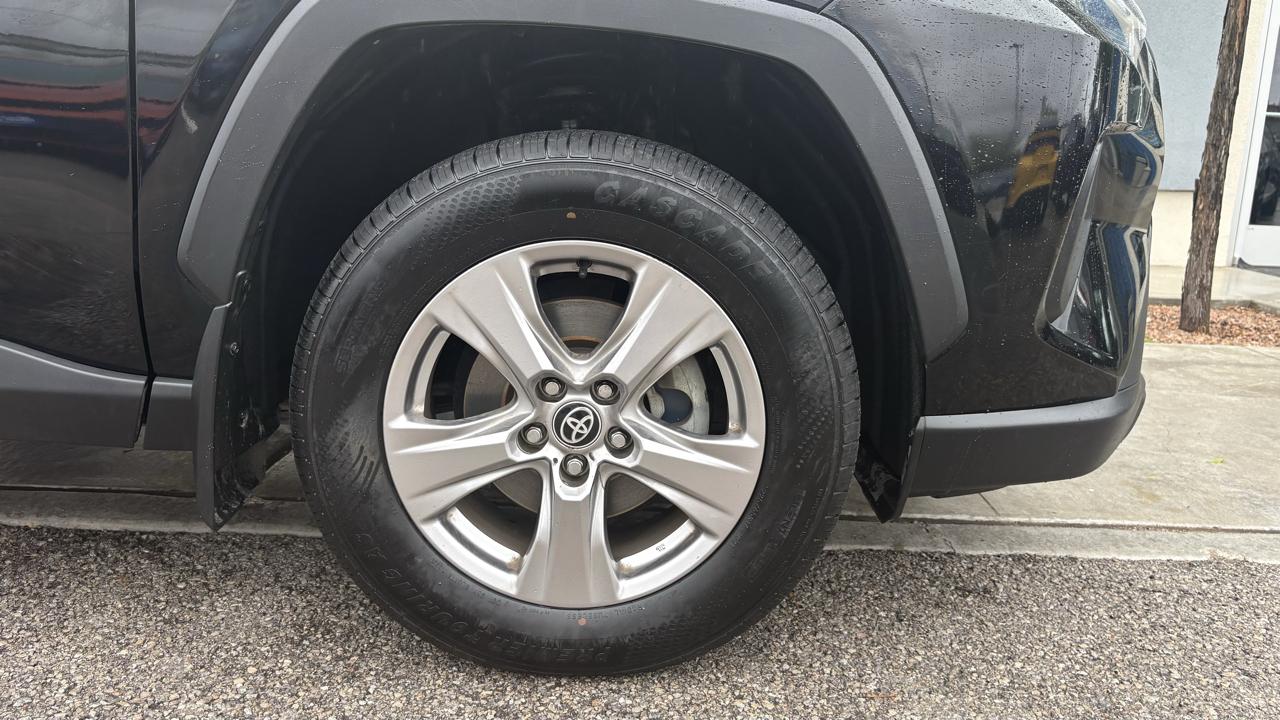Toyota RAV4 XLE 2022