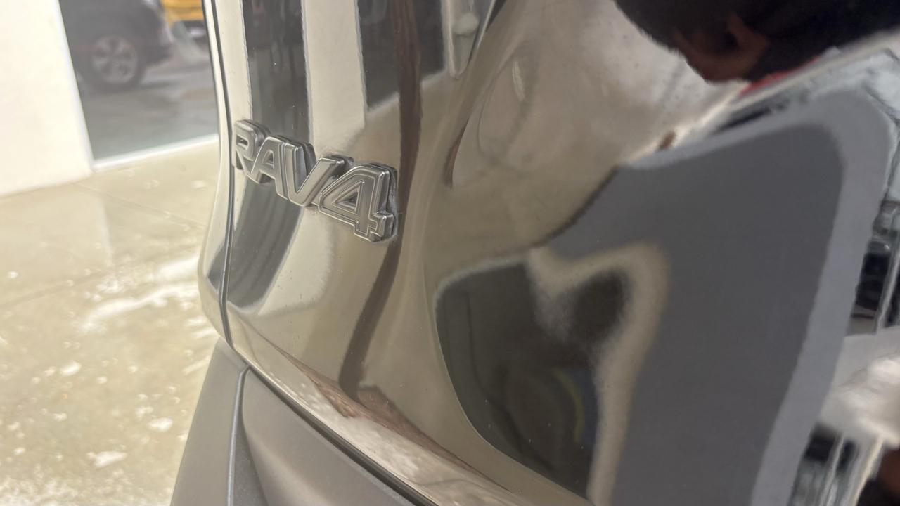 Toyota RAV4 XLE 2022