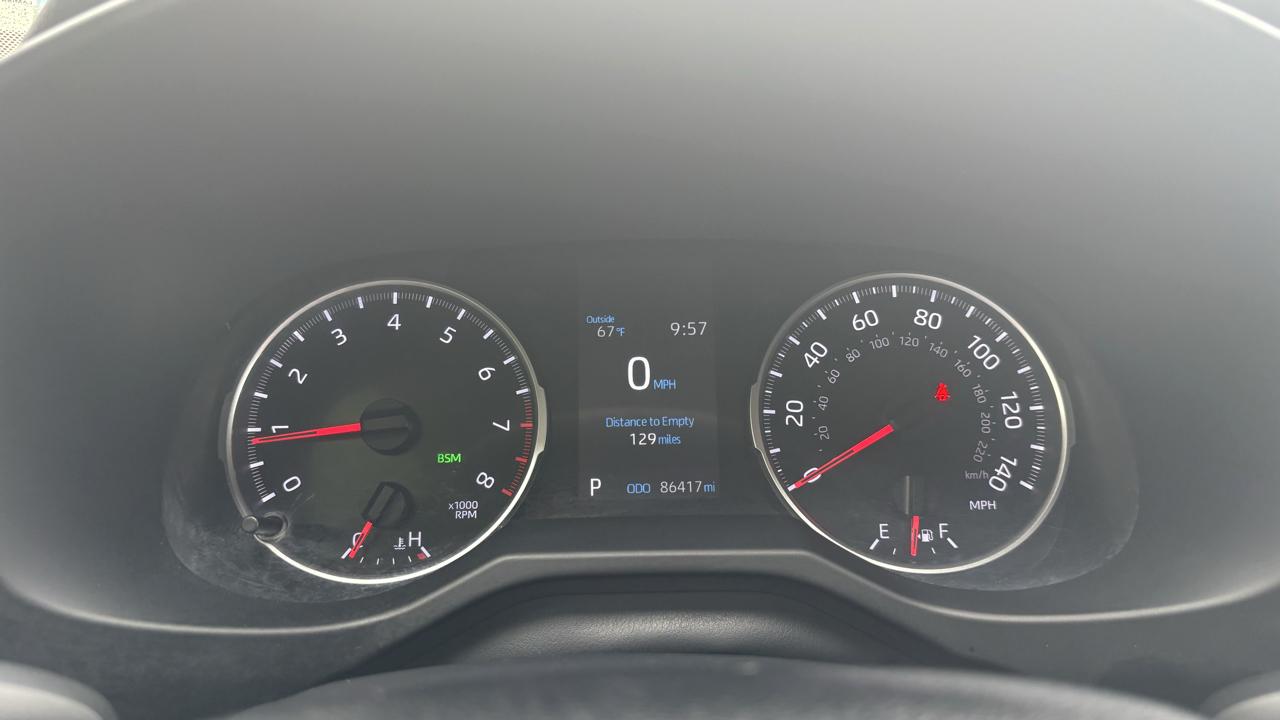 Toyota RAV4 XLE 2022