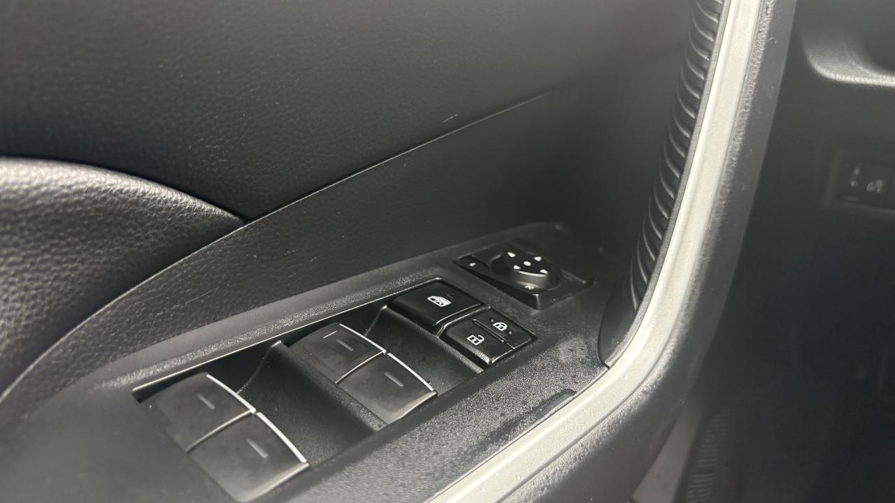 Toyota RAV4 XLE 2022
