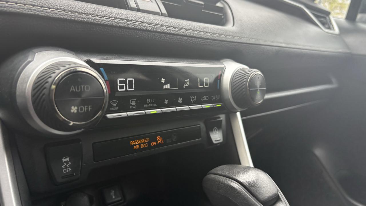 Toyota RAV4 XLE 2022