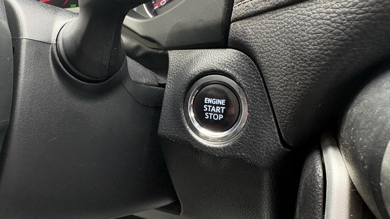 Toyota RAV4 XLE 2022