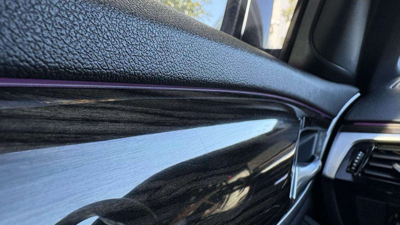 BMW 5-Series 530e iPerformance 2019