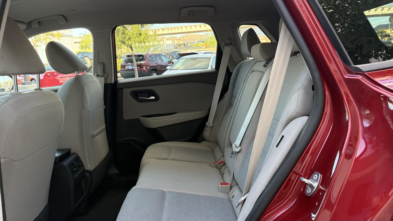 Nissan Rogue SV 2023