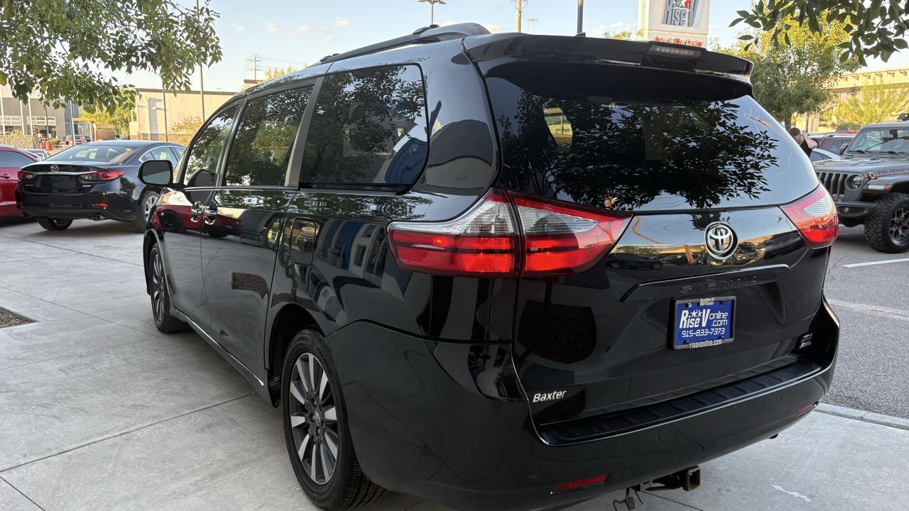 Toyota Sienna XLE 7-Passenger AWD 2020