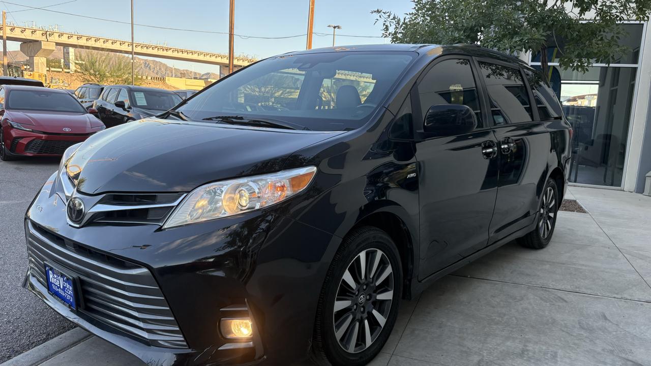 Toyota Sienna XLE 7-Passenger AWD 2020