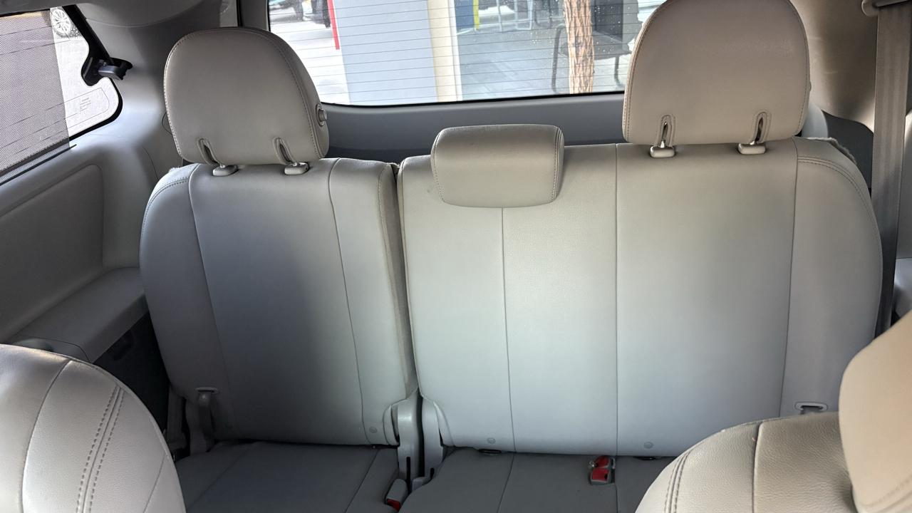 Toyota Sienna XLE 7-Passenger AWD 2020
