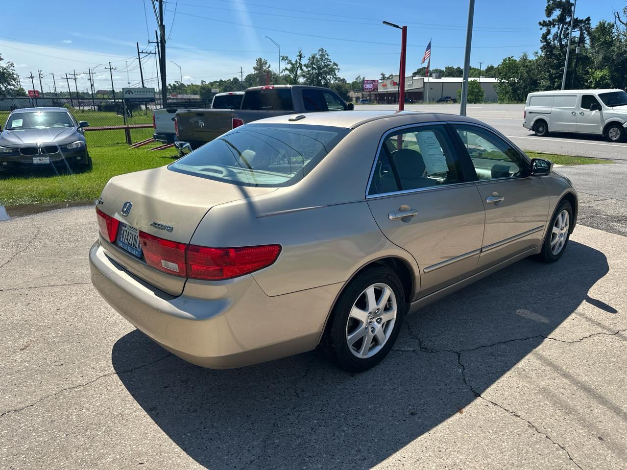 Honda Accord Sdn EX-L V6 AT 2005