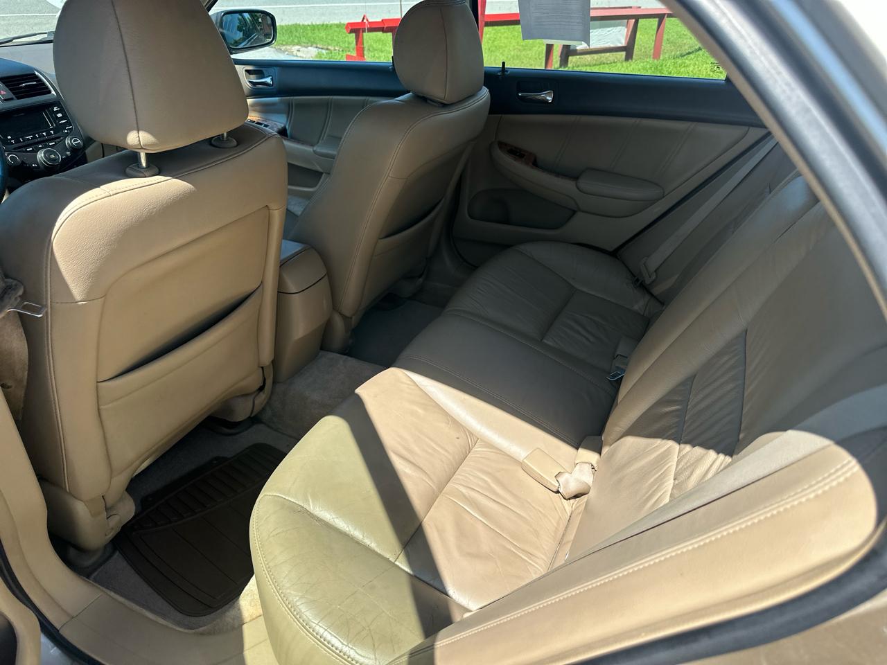Honda Accord Sdn EX-L V6 AT 2005