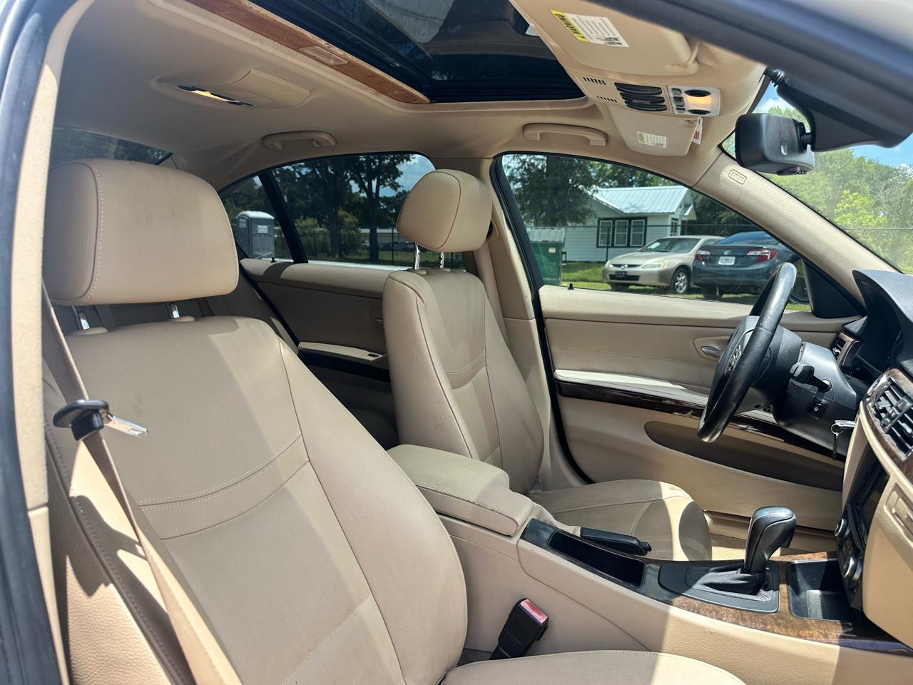 BMW 3-Series 328i SA SULEV 2011