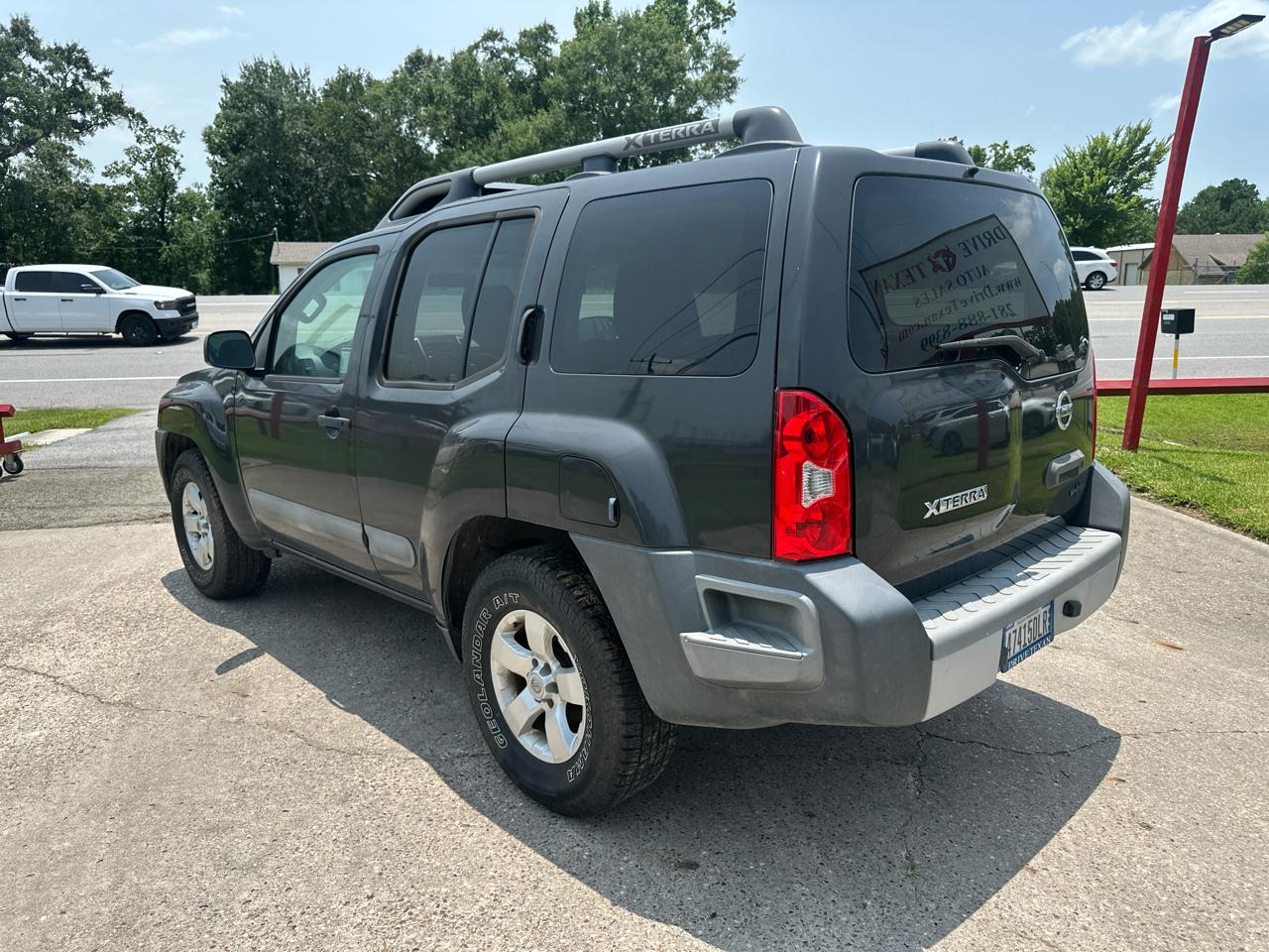 Nissan Xterra 2WD 4dr Auto S 2013