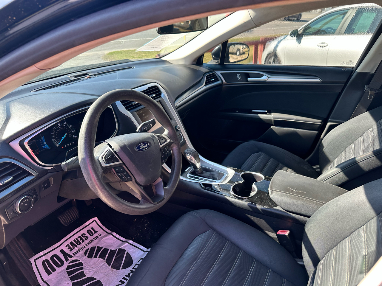 Ford Fusion 4dr Sdn SE FWD 2016