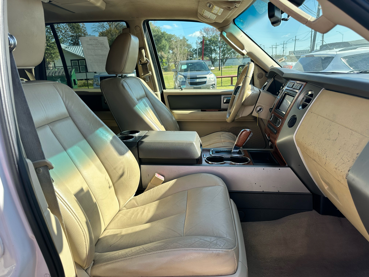 Ford Expedition 2WD 4dr Eddie Bauer 2010