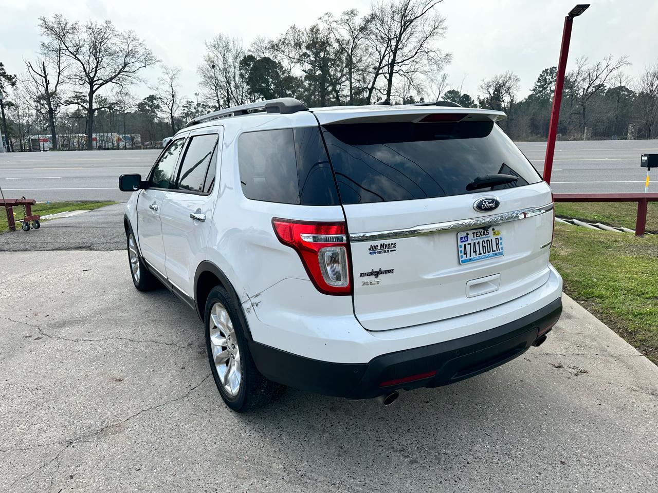 Ford Explorer FWD 4dr XLT 2013