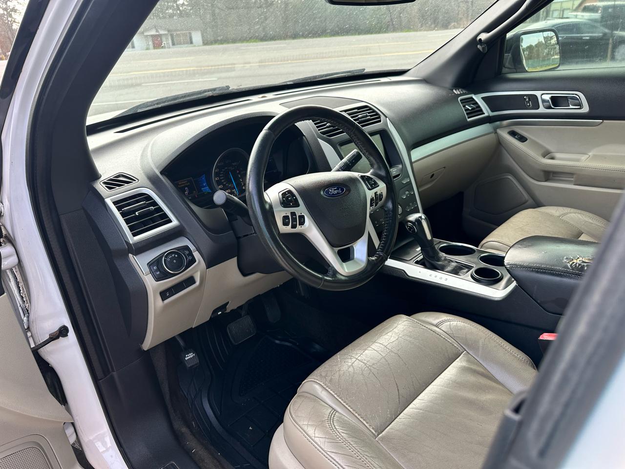 Ford Explorer FWD 4dr XLT 2013