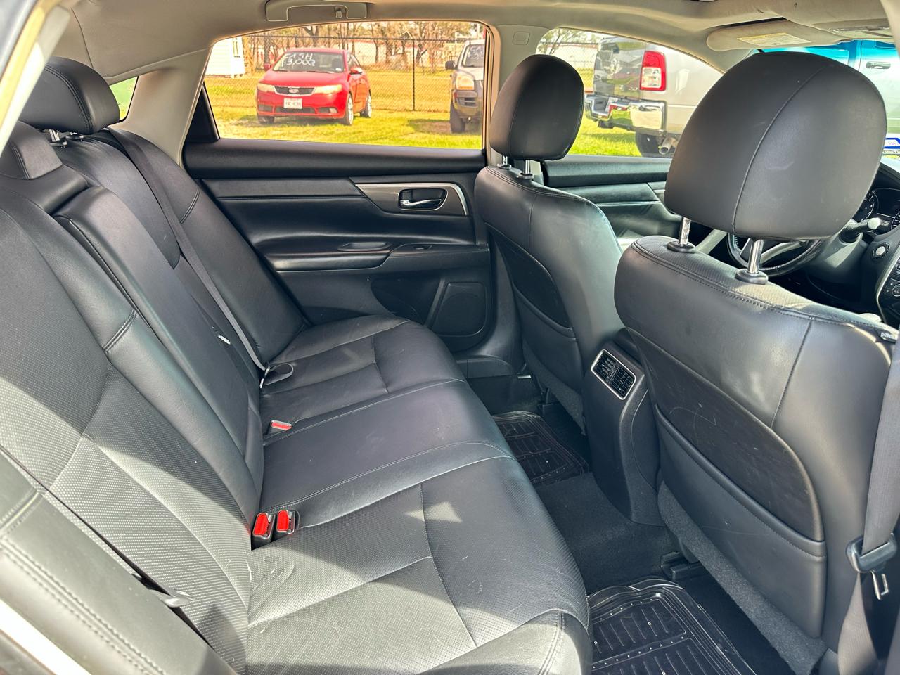 Nissan Altima 4dr Sdn I4 2.5 SL 2013