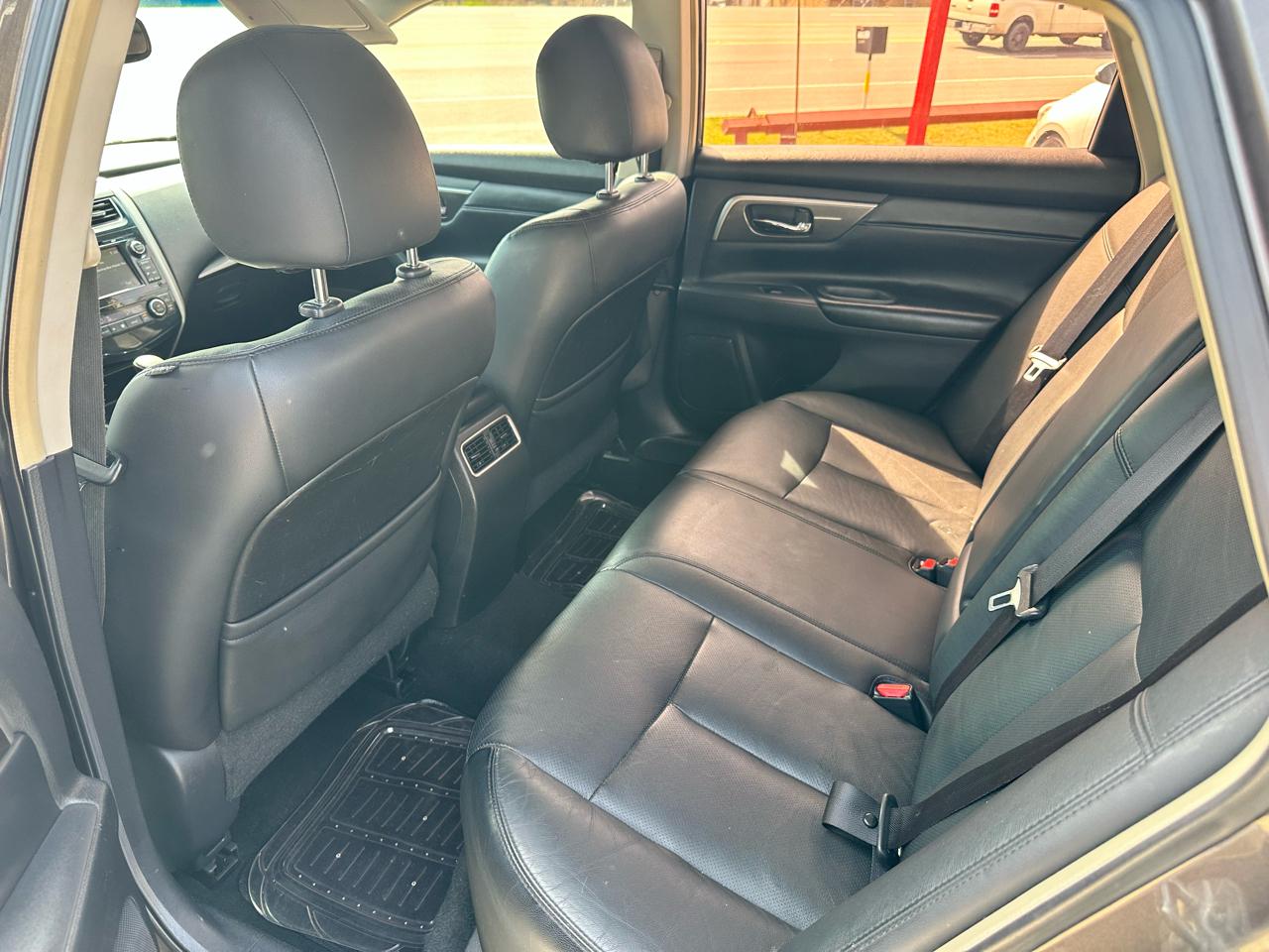 Nissan Altima 4dr Sdn I4 2.5 SL 2013