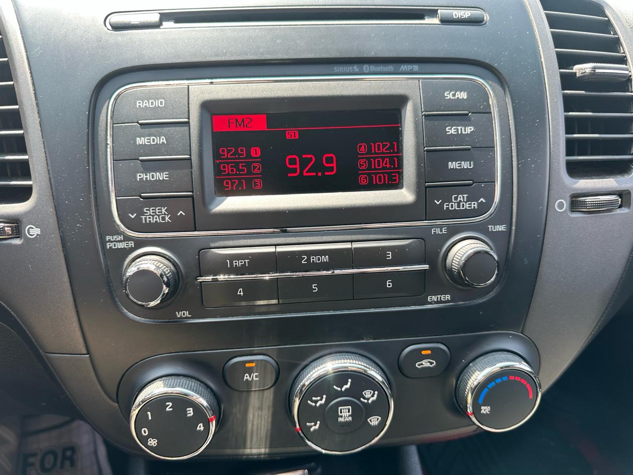 Kia Forte 4dr Sdn Auto LX 2014